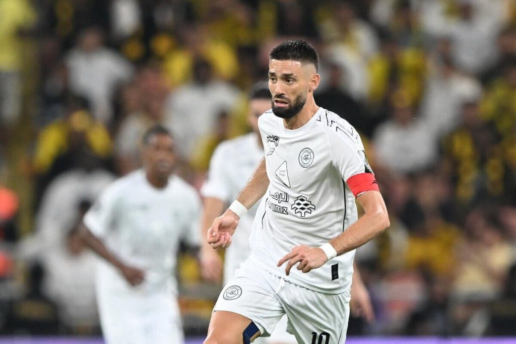 Yannick Carrasco pode deixar o Al Shabab em janeiro