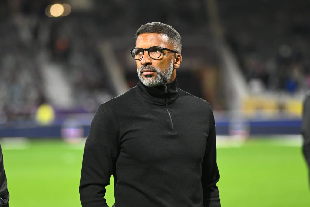 Habib Beye continua sendo o favorito para substituir De Zerbi no Marseille