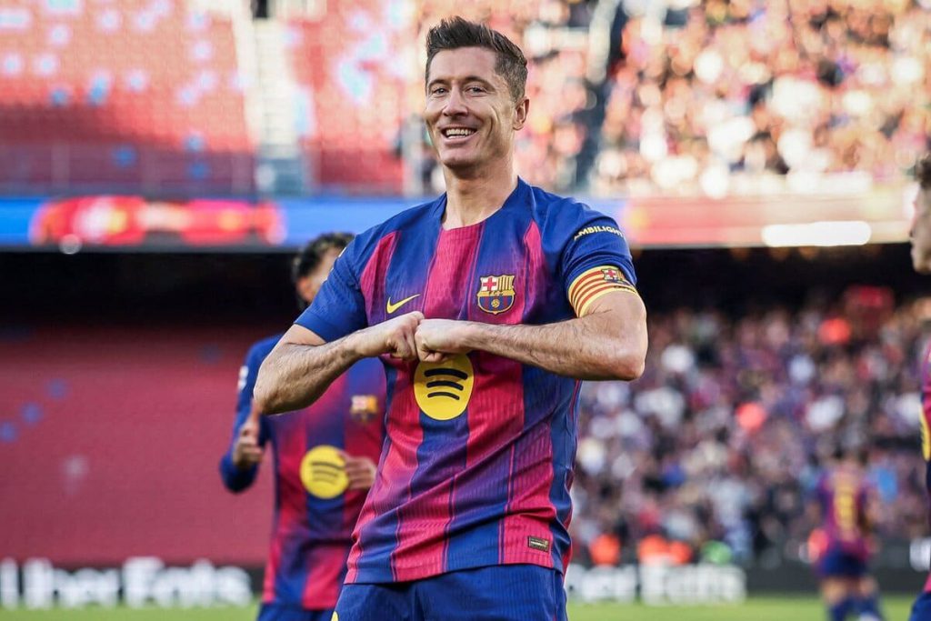 Lewandowski iguala recorde de gols de Lionel Messi e Cristiano Ronaldo