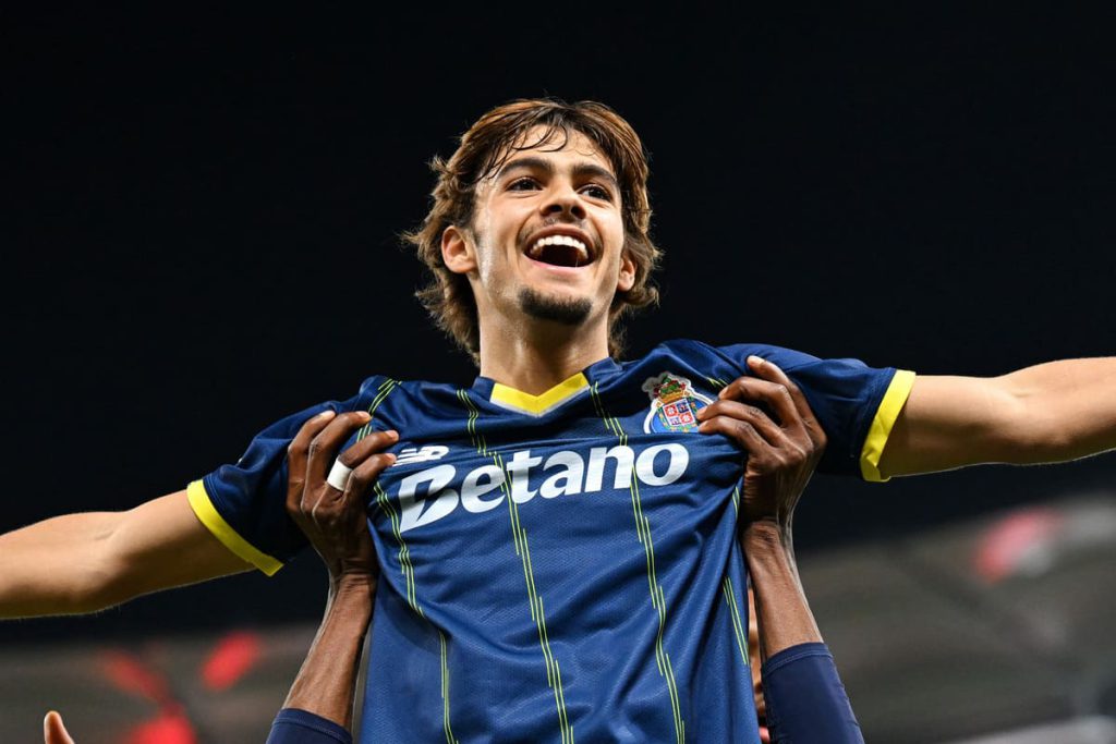 Newcastle pode oferecer 100 milhões de euros por Rodrigo Mora