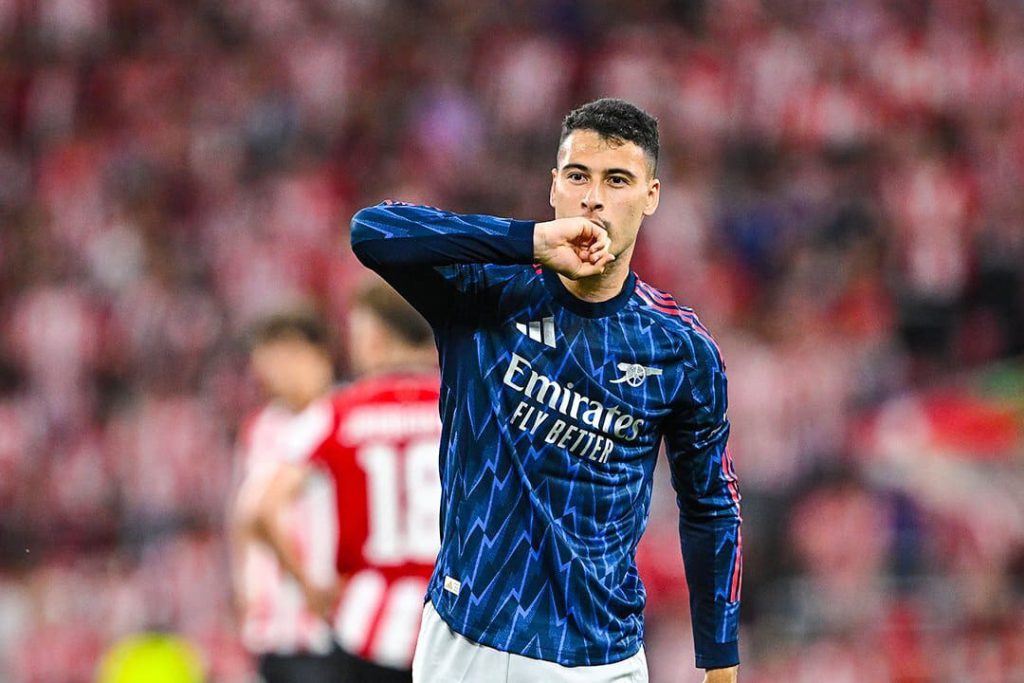 Gabriel Martinelli quer ficar no Arsenal em meio a rumores de saída