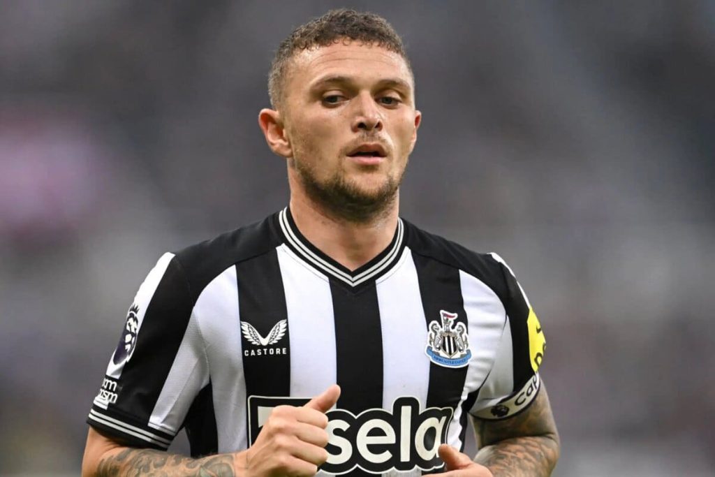 Everton demonstra forte interesse em Kieran Trippier