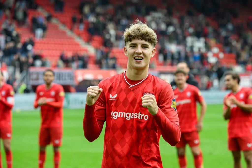 Bayern de Munique entra na corrida por Ruud Nijstad