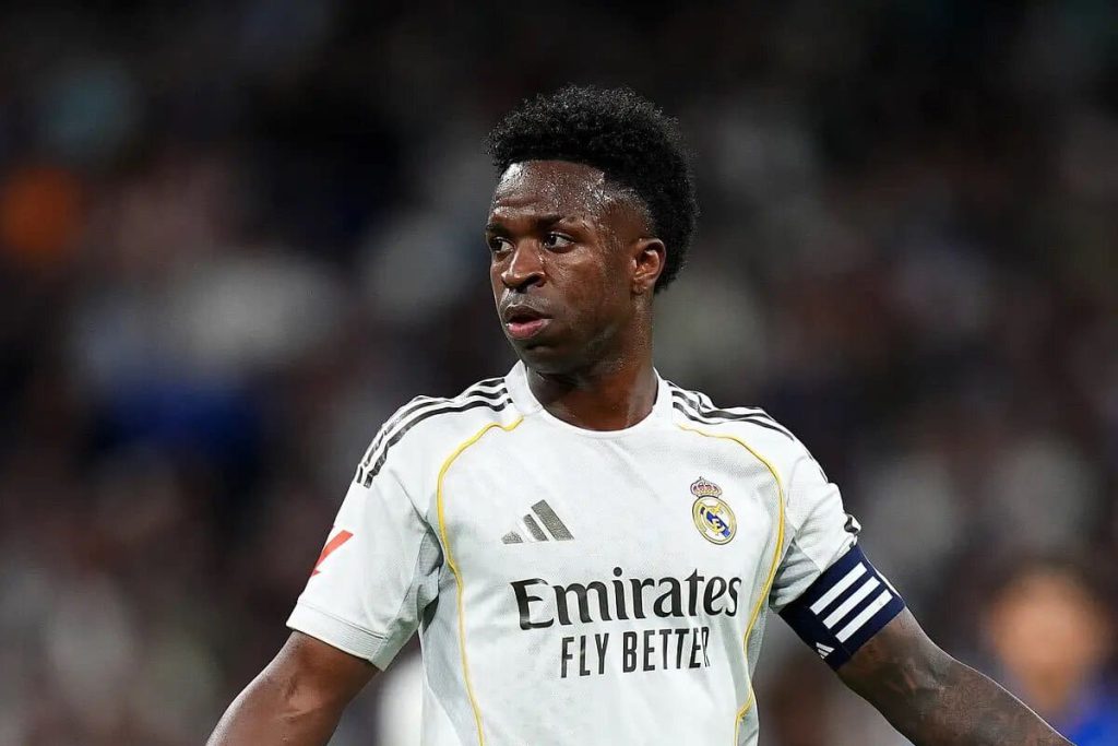 Arsenal considera fazer investida por Vinicius Júnior