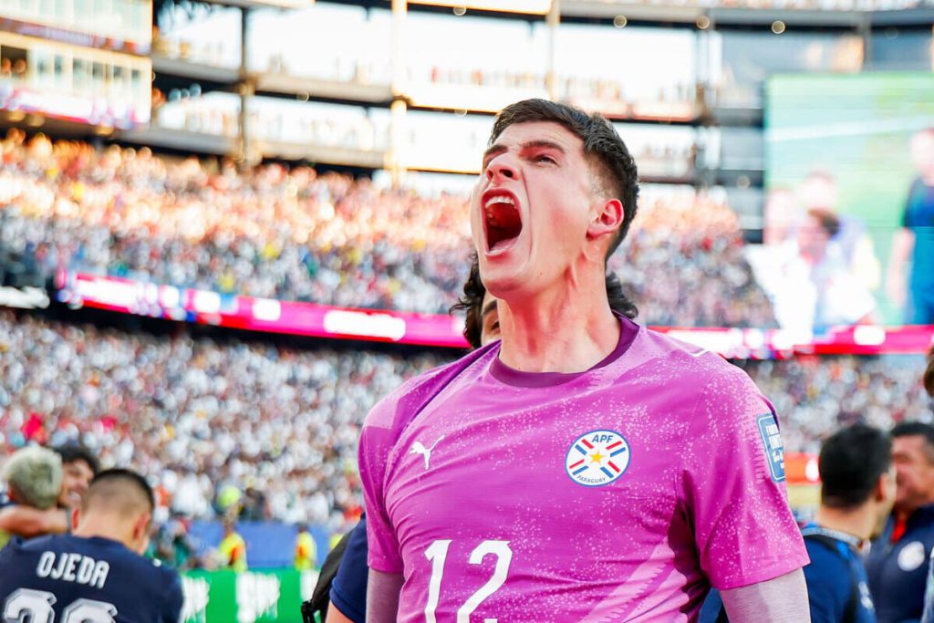 Aston Villa entra na disputa pela contratação de Orlando Gill