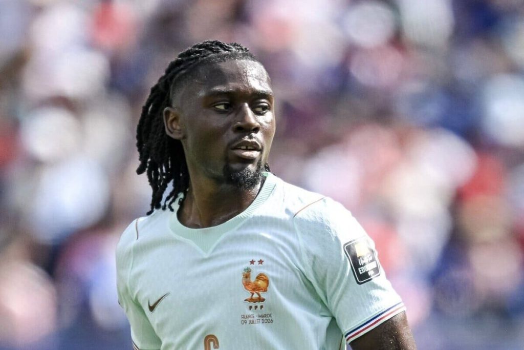 Manchester United prepara oferta formal por Manu Koné