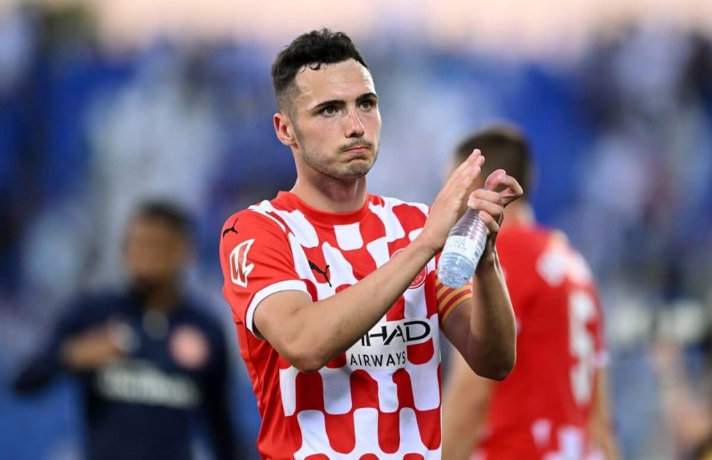 Real Betis quer fechar a contratação de Arnau Martínez