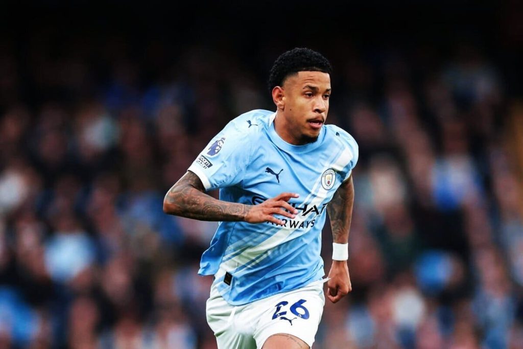 Tottenham quer contratar Savinho, do Manchester City