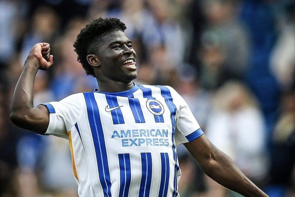 Carlos Baleba está perto de reforçar o Manchester United