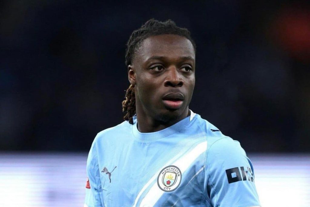Jérémy Doku fora dos gramados por 3 semanas por lesão