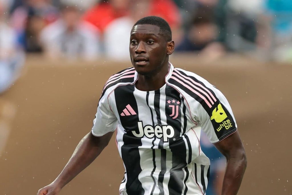 Juventus acerta a contratação de Randal Kolo Muani