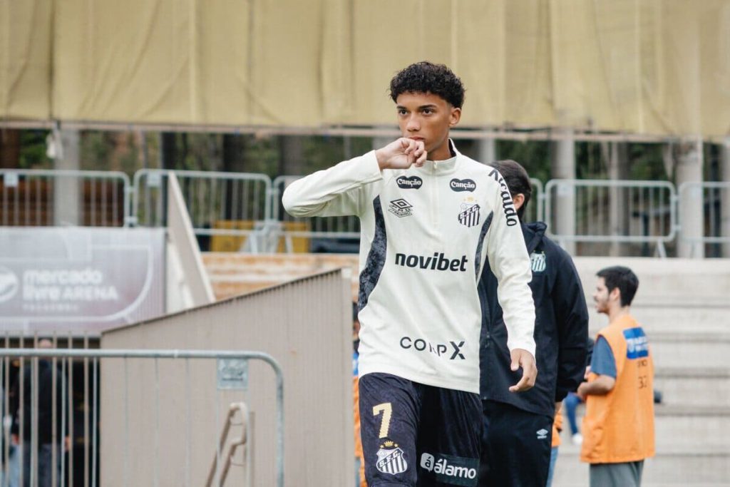 Santos pode emprestar Robinho Jr. a um clube europeu