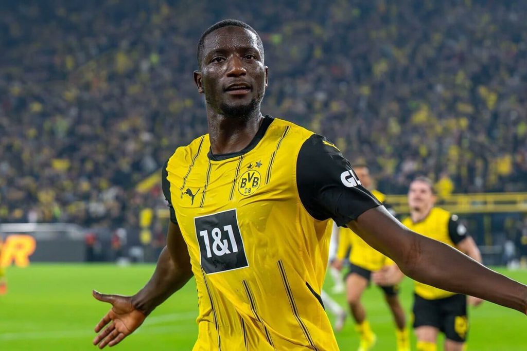 Manchester United segue monitorando Serhou Guirassy